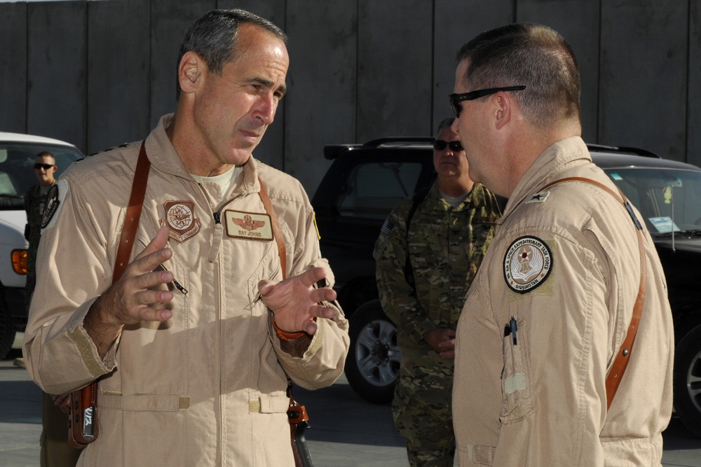 Gen. Raymond Johns Jr. visits Bagram