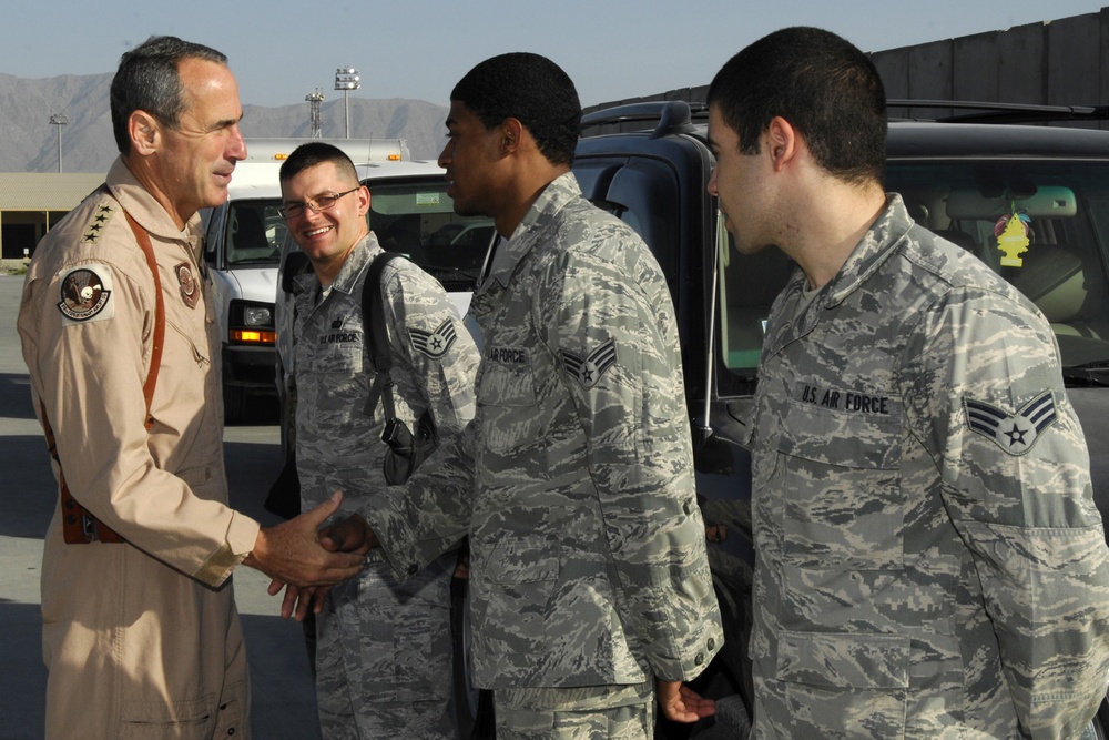 Gen. Raymond Johns Jr. visits Bagram