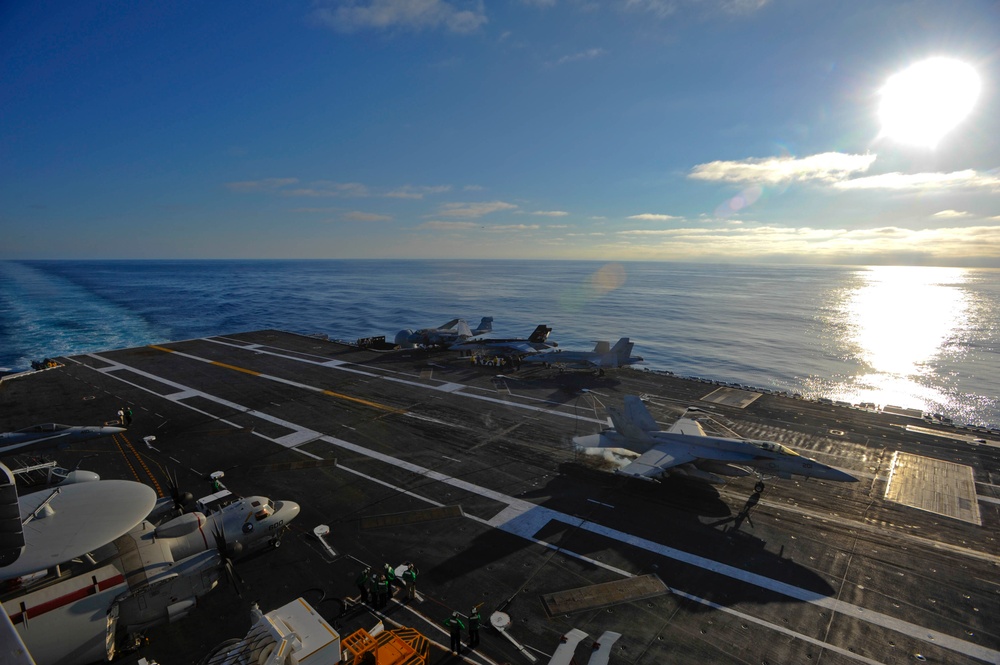 USS Nimitz flight deck action