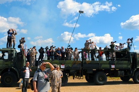 Saber Strike 2012