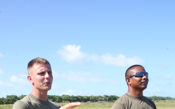 Reserve Marine instructs Caribbean veterans in Barbados