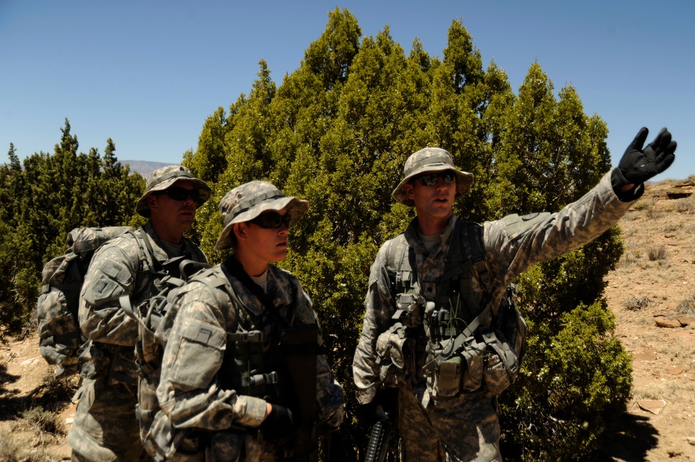 Utah Army National Guard 2nd Battalion, 211th General Support Aviation annual field training exercise