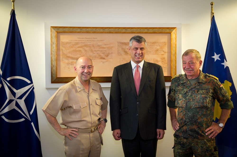 Supreme Allied Commander Europe and COMKFOR meet with Kosovo Prime Minister
