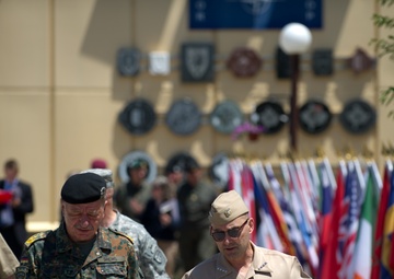 Supreme Allied Commander Europe visits KFOR Headquarters