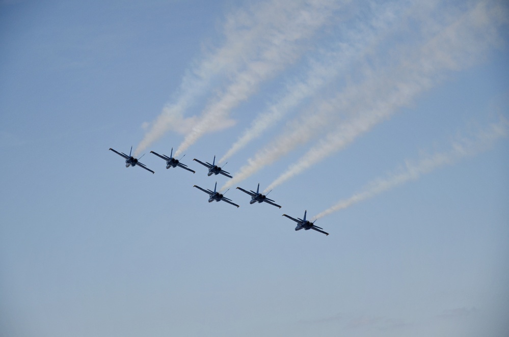 US Navy Blue Angels enter Baltimore Harbor