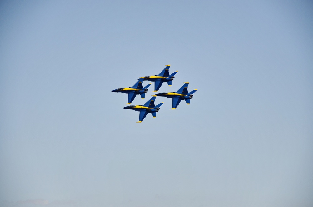 US Navy Blue Angels enter Baltimore Harbor