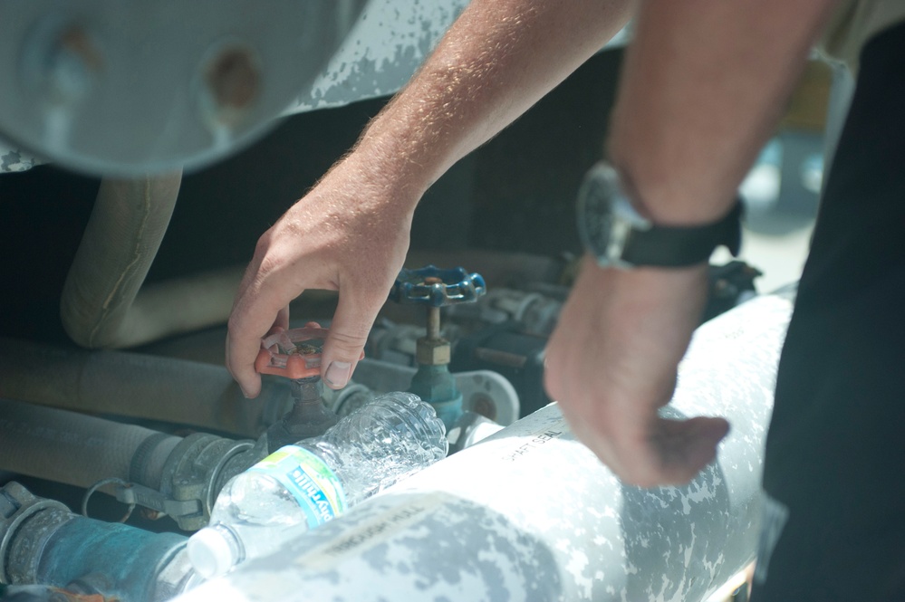 Coast Guard teaches shipboard damage control during Exercise Tradewinds 2012