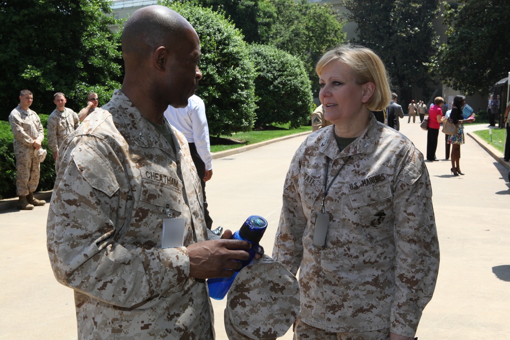 Marine Barracks Henderson Hall hosts picnic