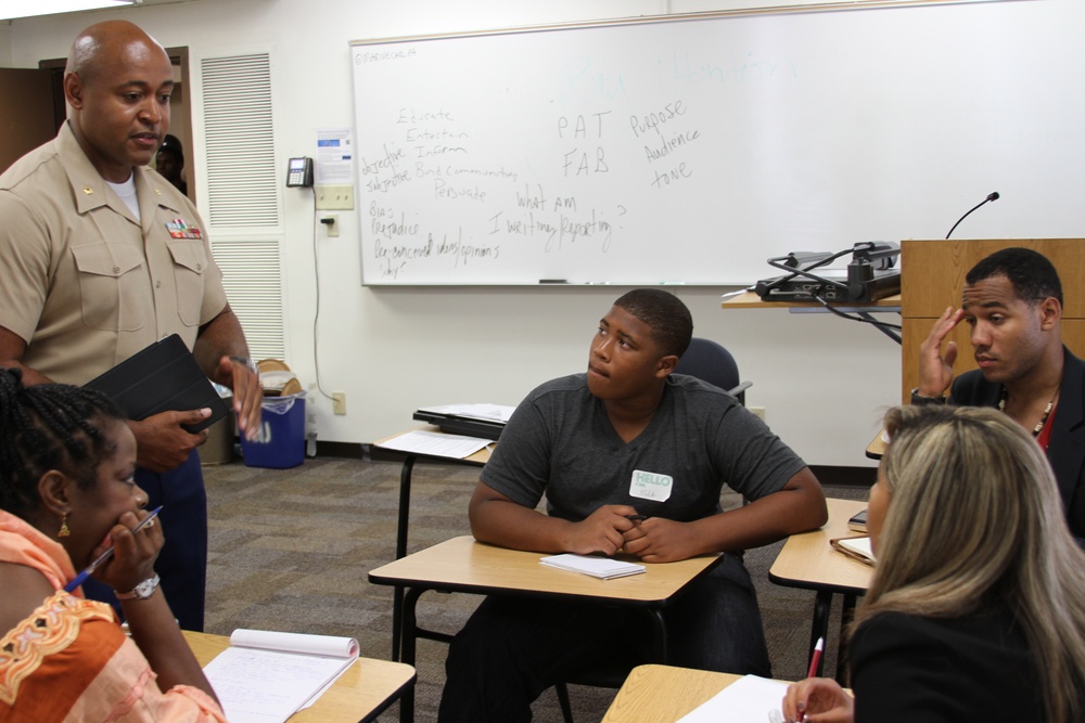 Marine mentors JShop students