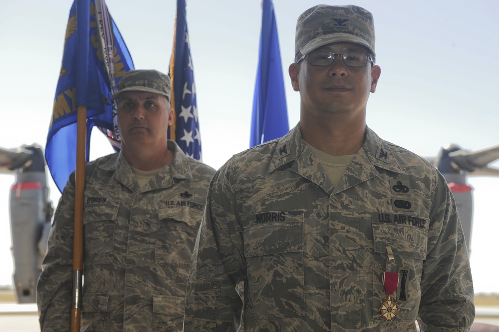 27 SOMXG change of command ceremony