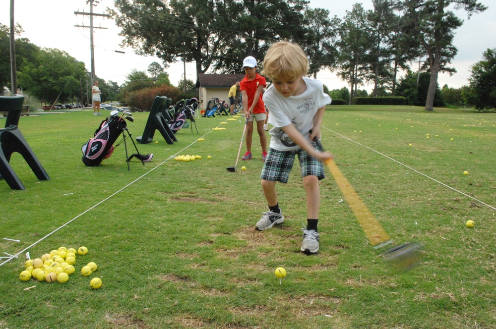 ACC Kids' golf class