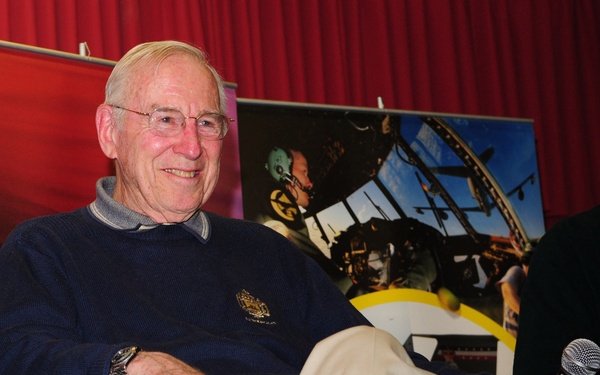 'Legends of Aerospace' arrive at RAF Mildenhall