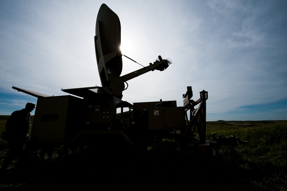 426th Signal Company sends packet to cyberspace