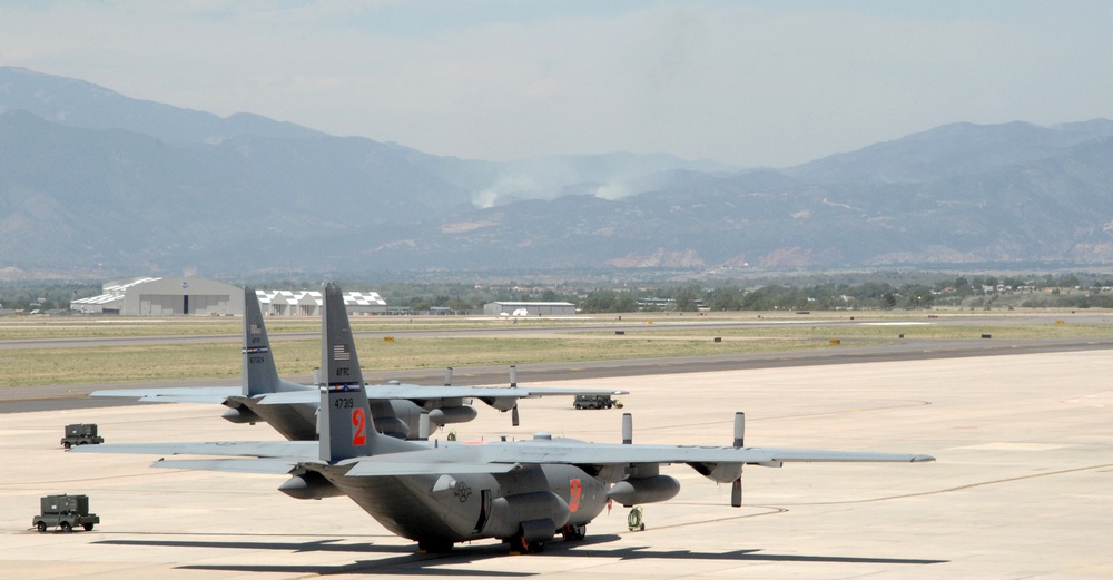 MAFFS aircraft support Colorado wildland firefighting efforts