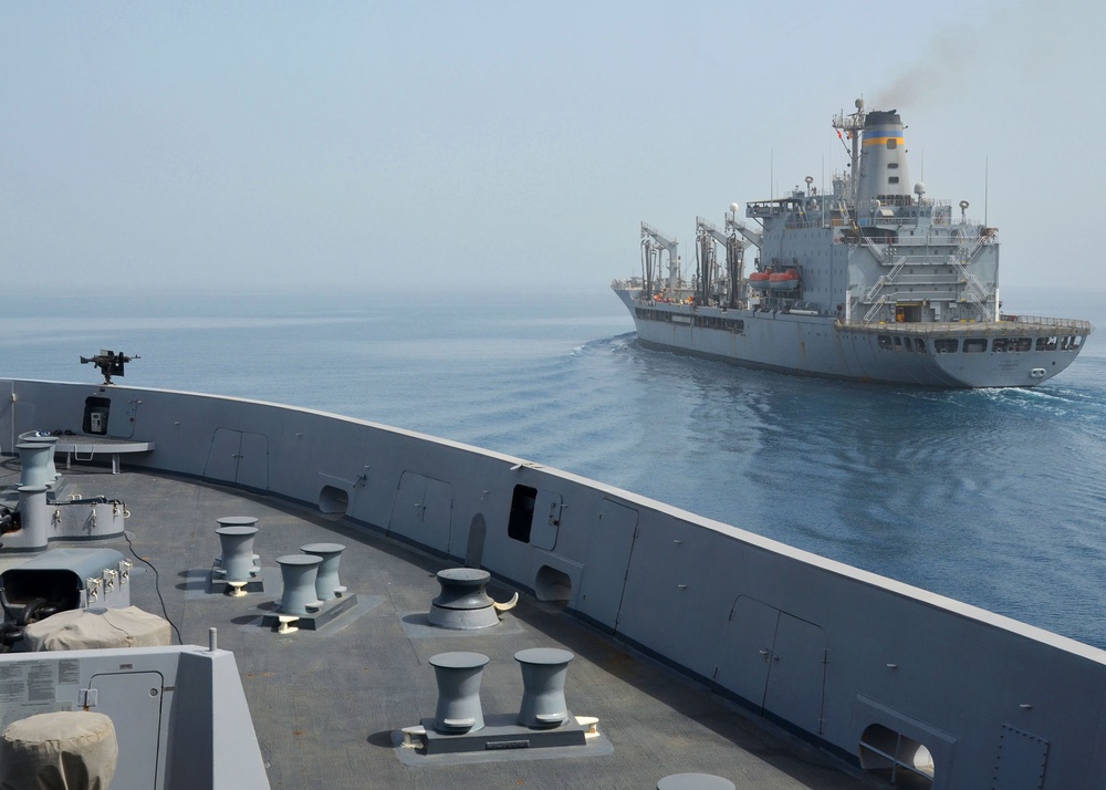 USS New York replenishment at sea