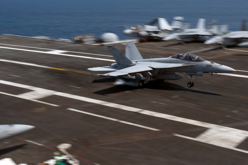 USS Dwight D. Eisenthower flight deck