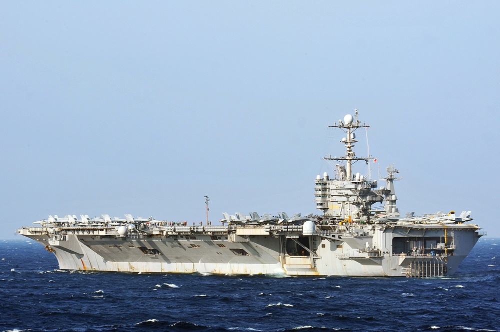 US 7th Fleet in East China Sea