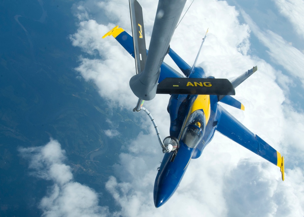 Blue Angels en route to an air show