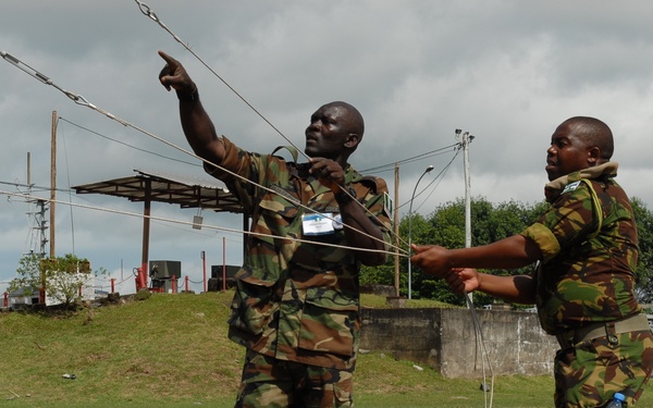 Clear communication when needed most:  Africa Endeavor exercise prepares communicators from across the world to work together