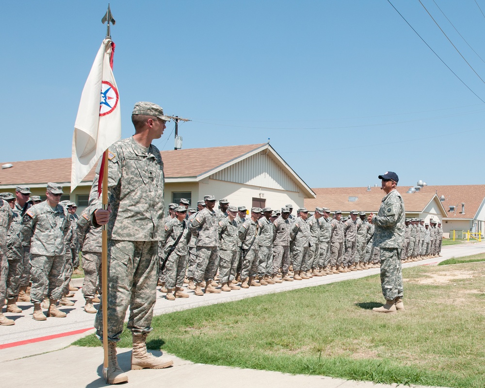 Brig. Gen. Jameson addresses the soldiers of the 316th ESC