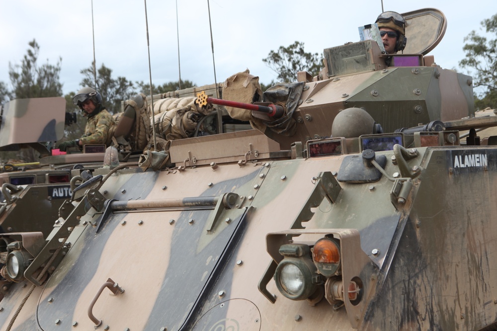 Marines, Aussies prepare for war - against each other