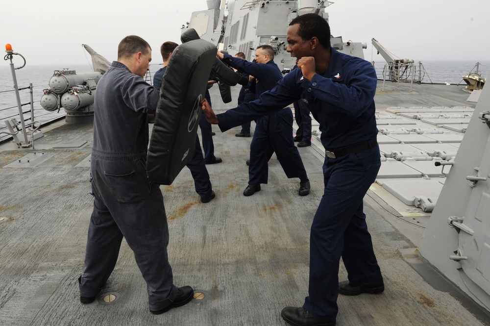 DVIDS Images Navy Security Force Sentry training [Image 1 of 3]