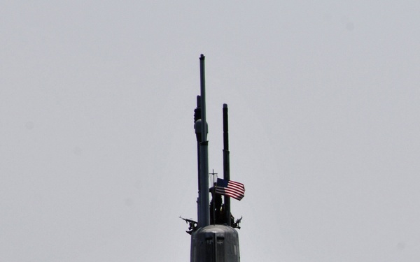USS Florida visits Greece