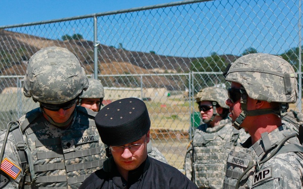 Military police demonstrate methods