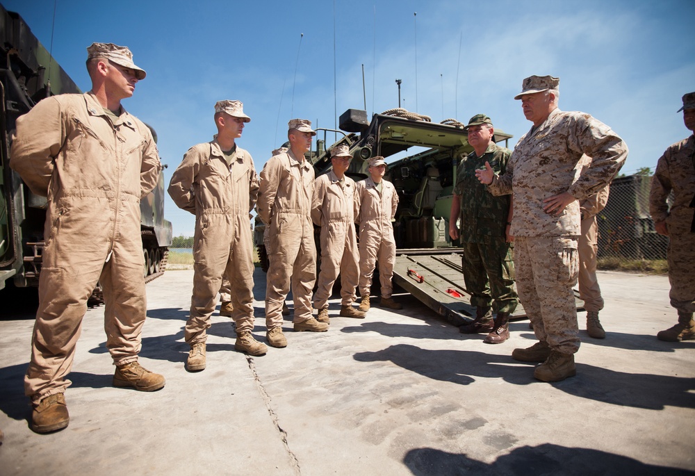 Brazilian Commandant visits Camp Lejeune