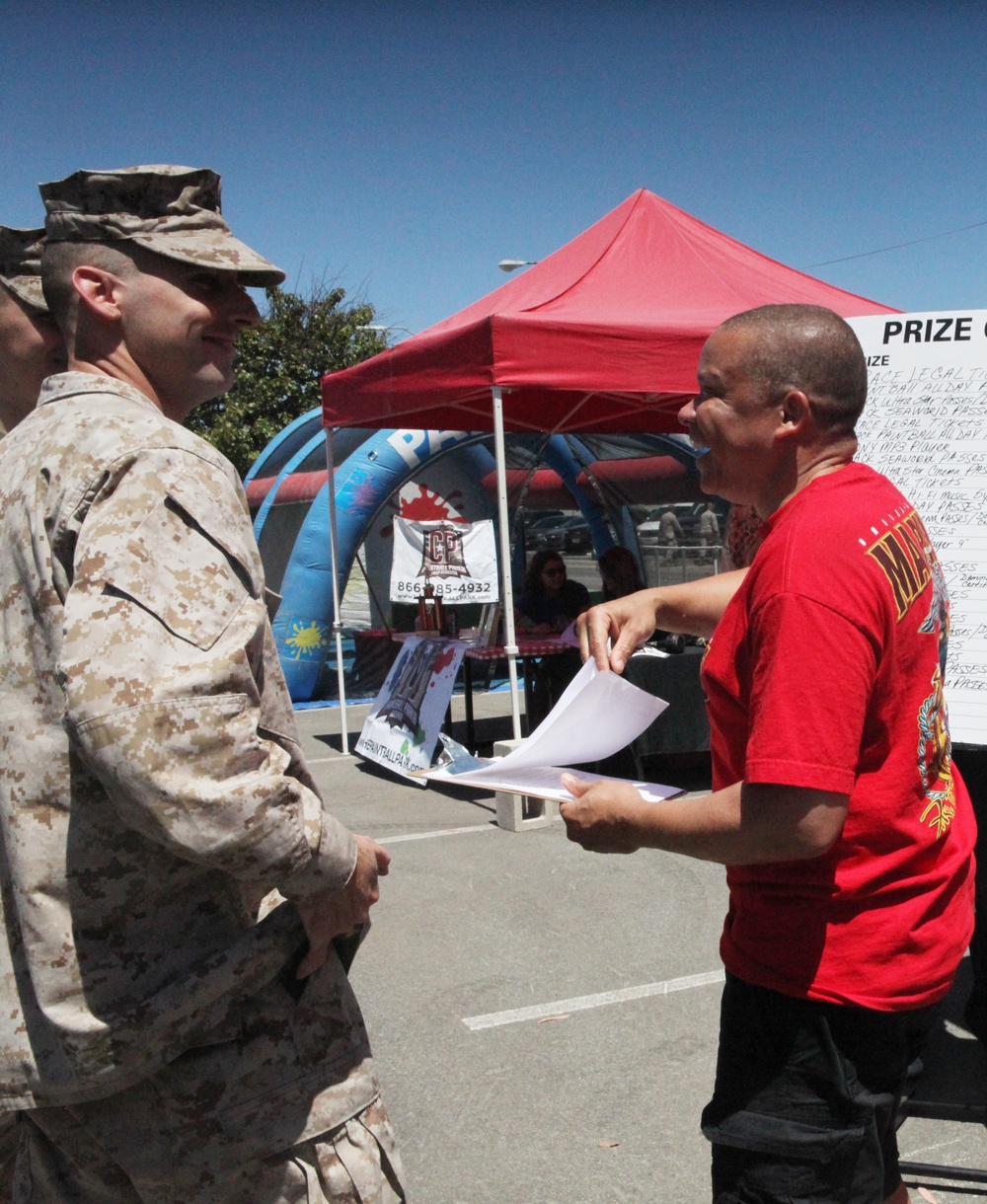 VFW hosts steak barbecue for service members