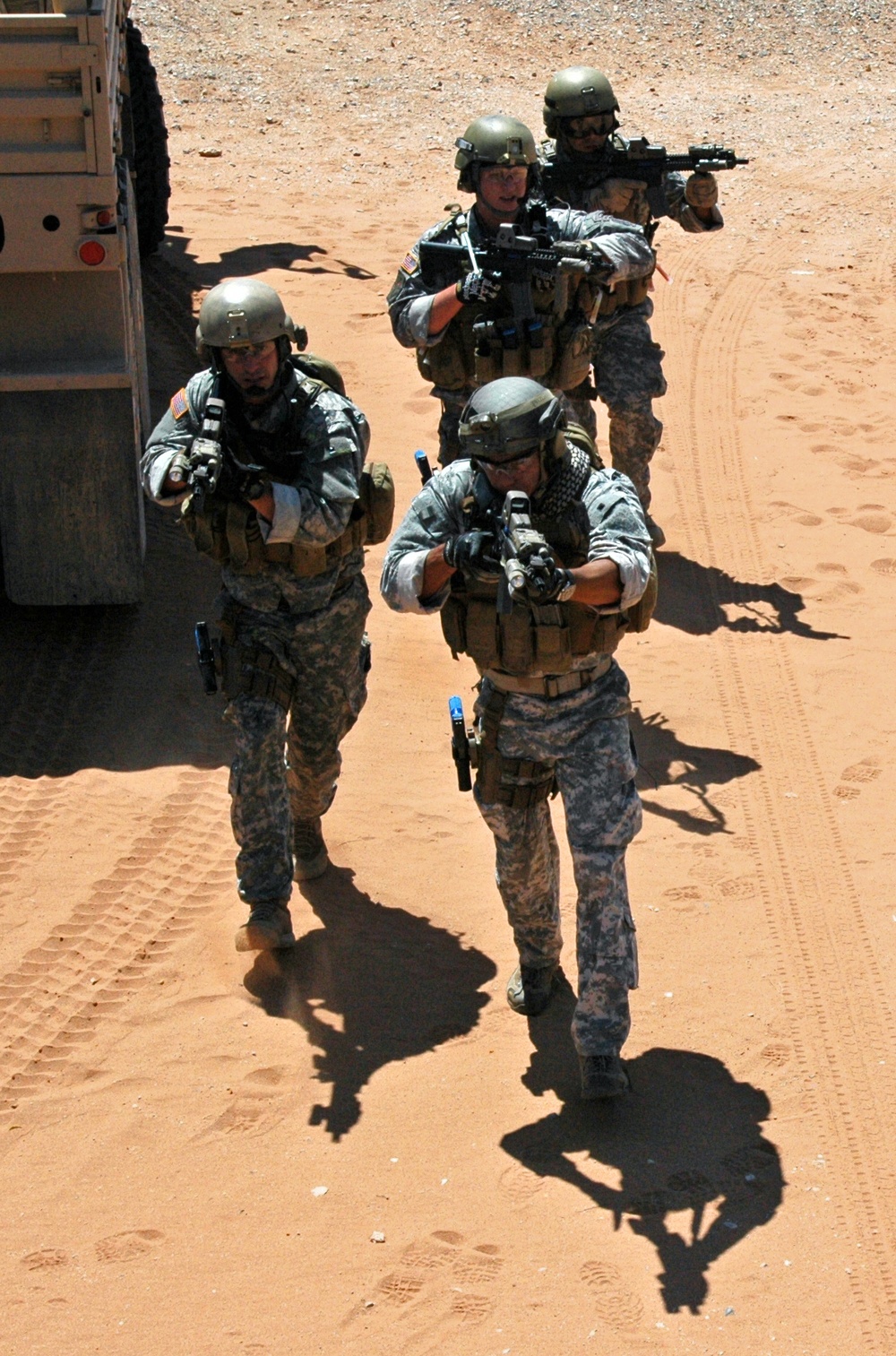 Texas Guardsmen conduct air assault and evacuation training