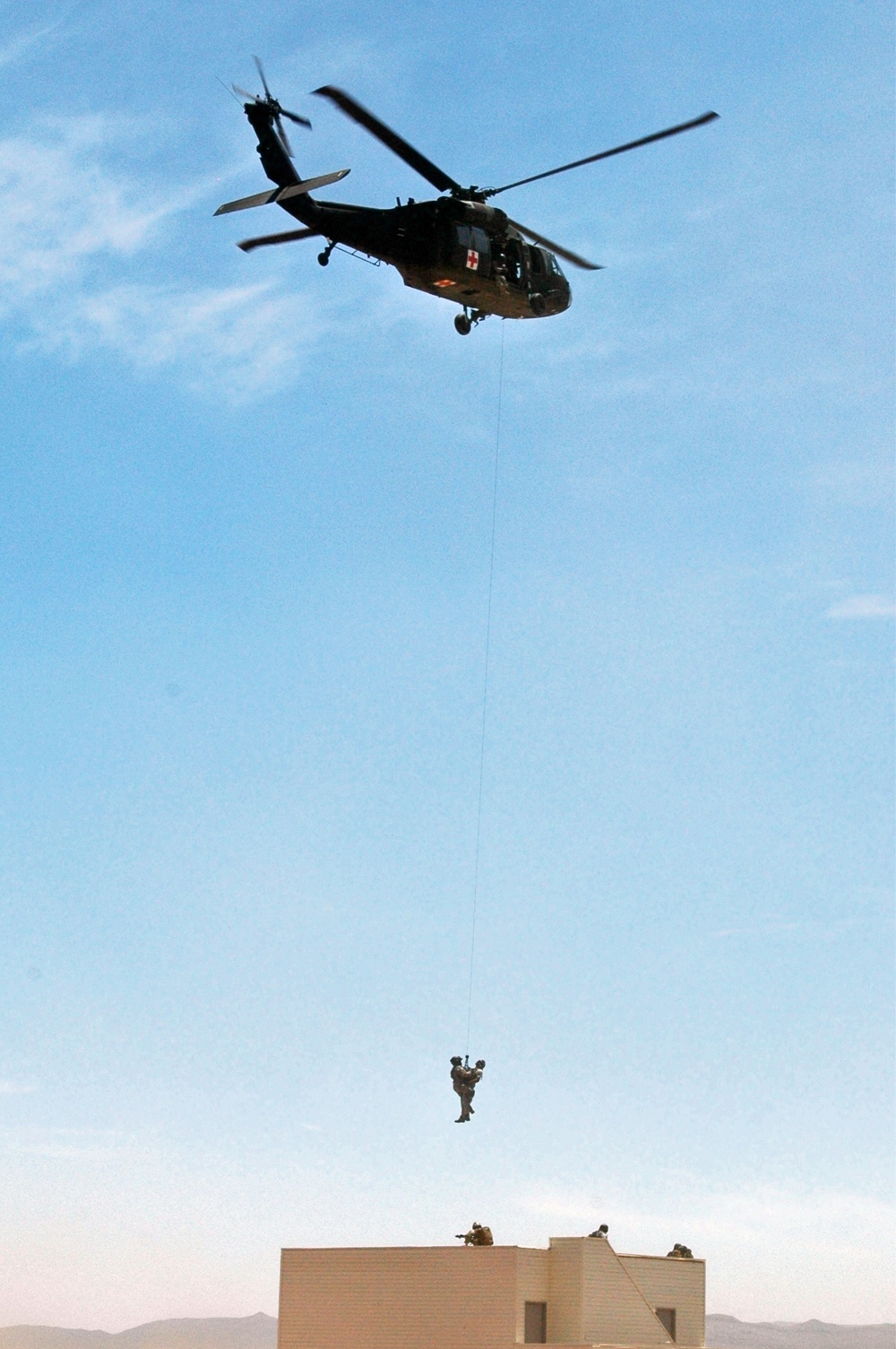 Texas Guardsmen conduct air assault and evacuation training