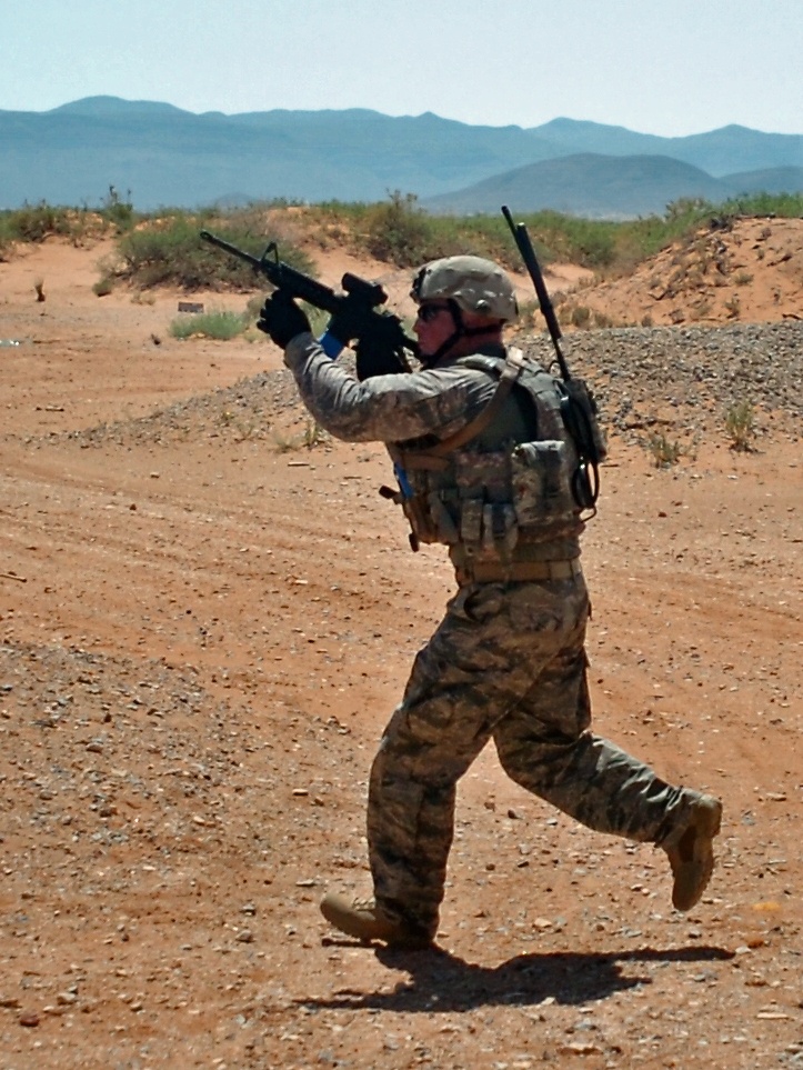 Texas Guardsmen conduct air assault and evacuation training