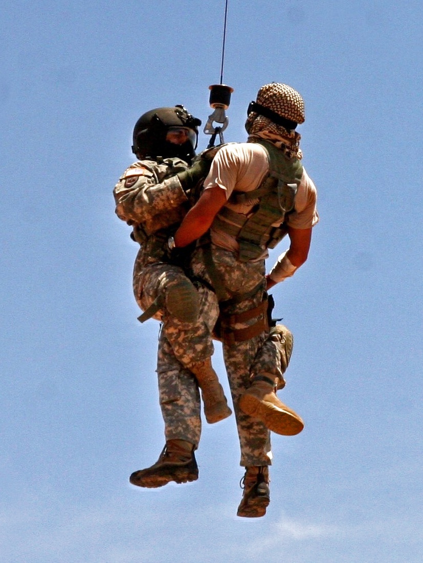 Texas Guardsmen conduct air assault and evacuation training