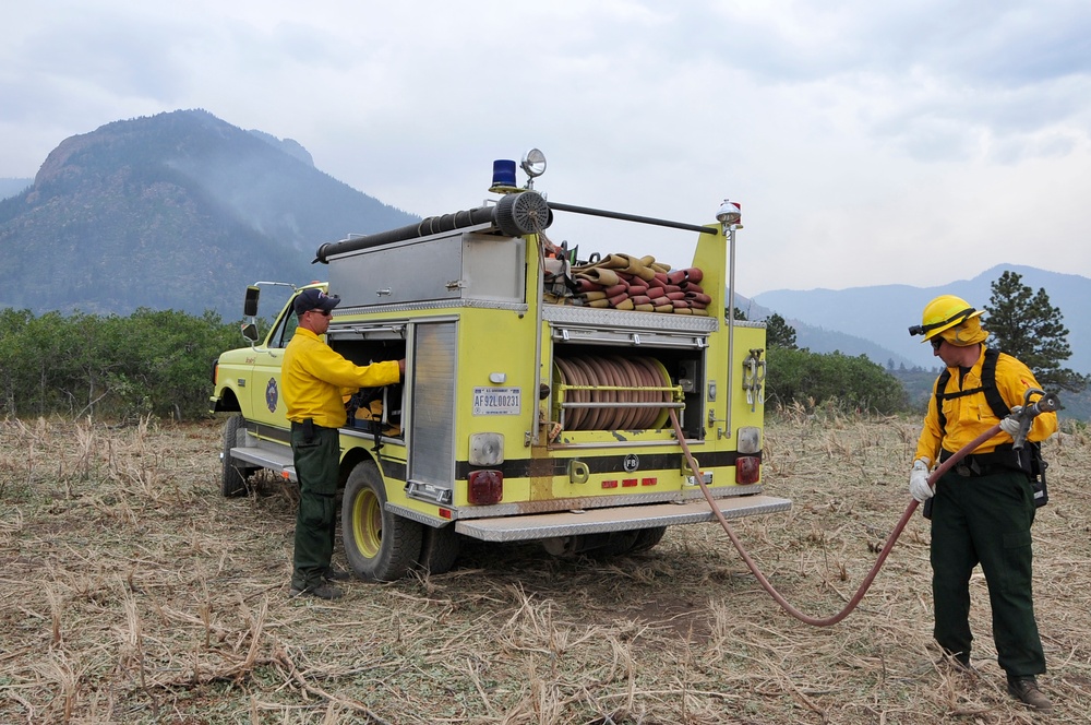 AFPSC firefighters take on Colorado wildfires