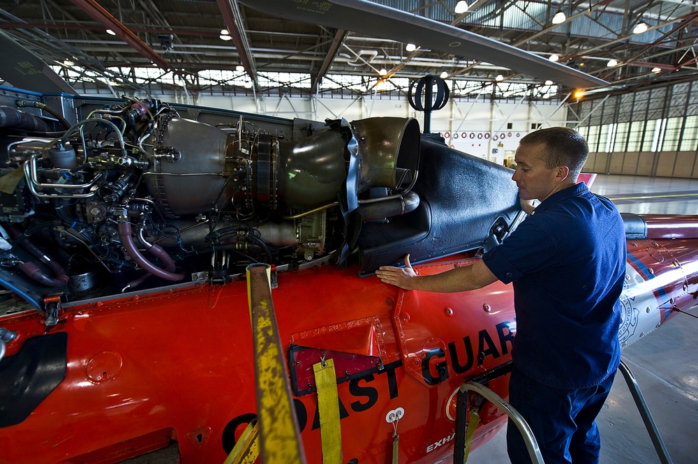 USCG Aviation Maintenance &quot;keeping em flying&quot;