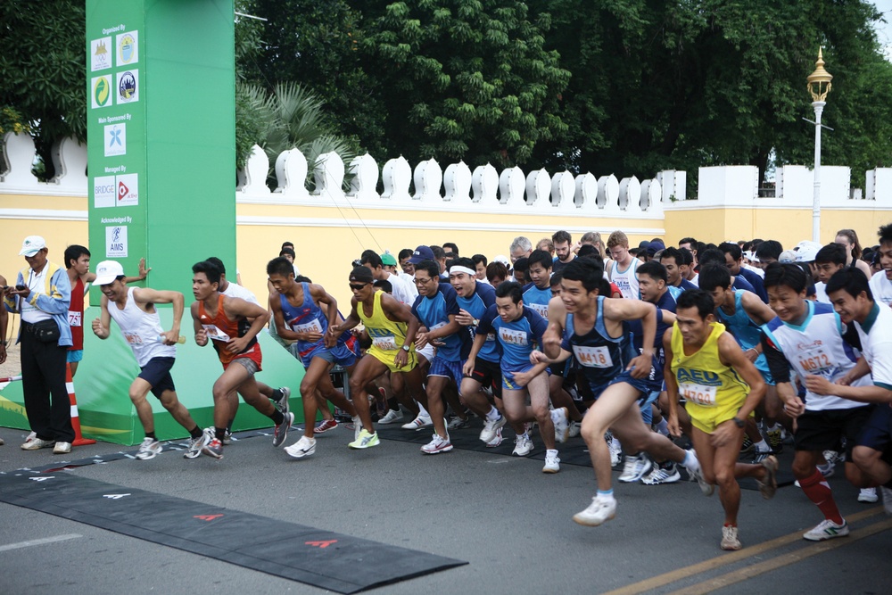 Cambodia Medical Exercise 2012 concludes