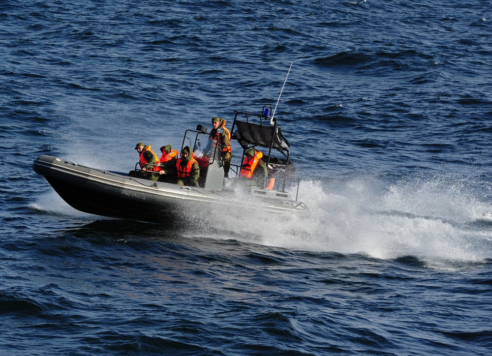 USS Normandy (CG 60) multinational training exercise FRUKUS 2012