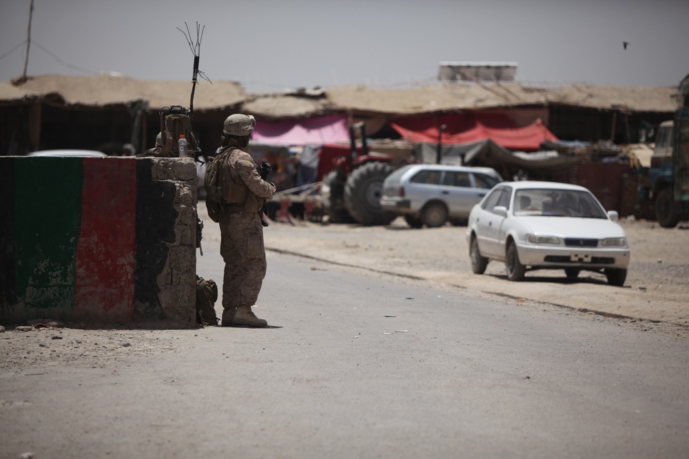 3/8 Marines conduct security patrol in Garmsir District