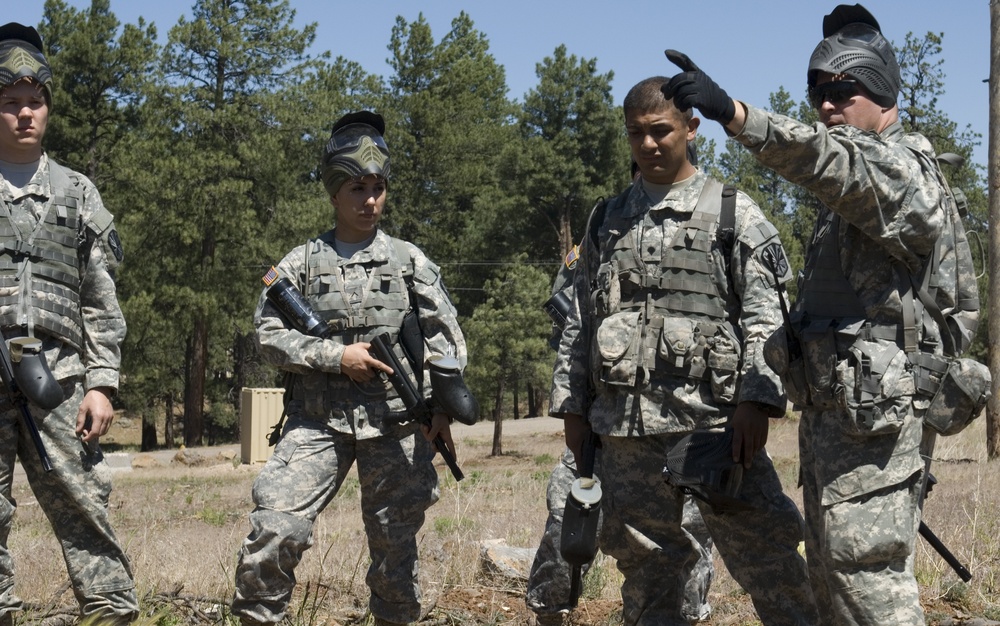 160th Finance Detachment preforms MOUT training