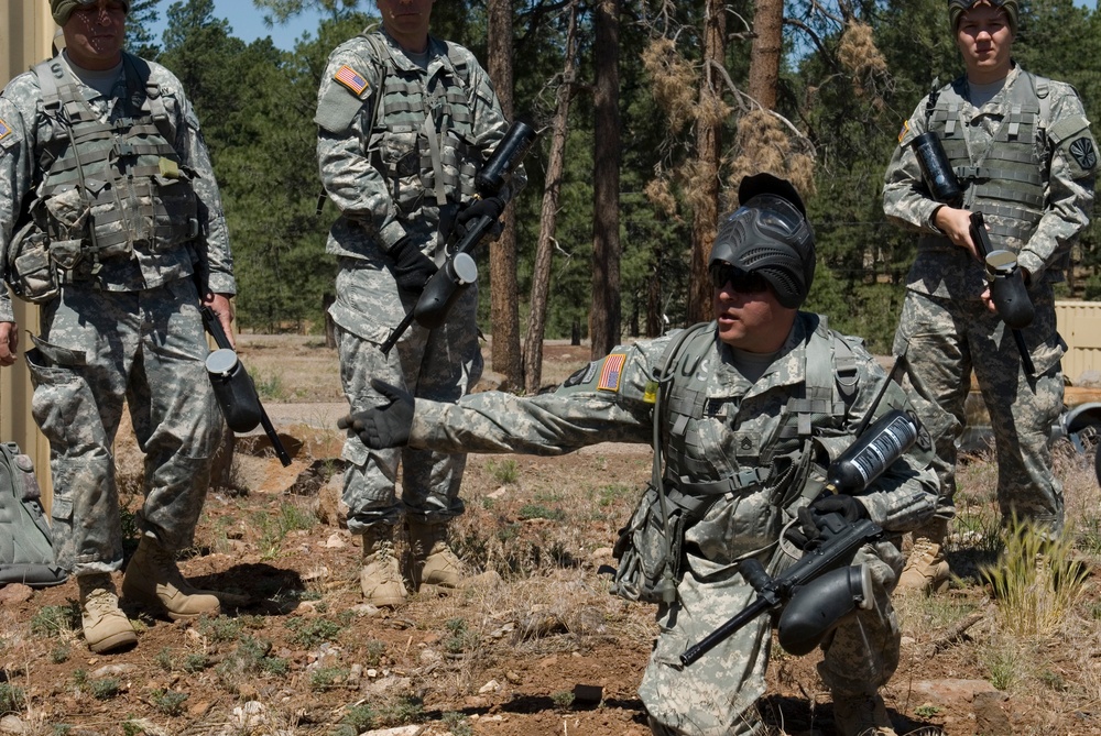 160th Finance Detachment preforms MOUT training