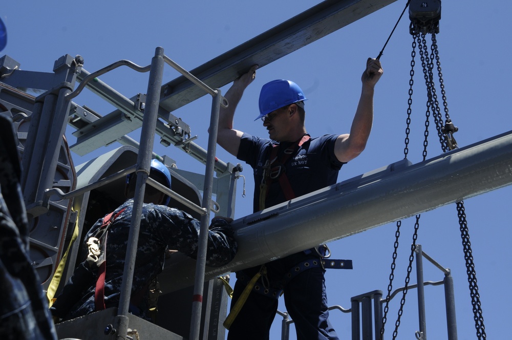 USS Peleliu USS Peleliu