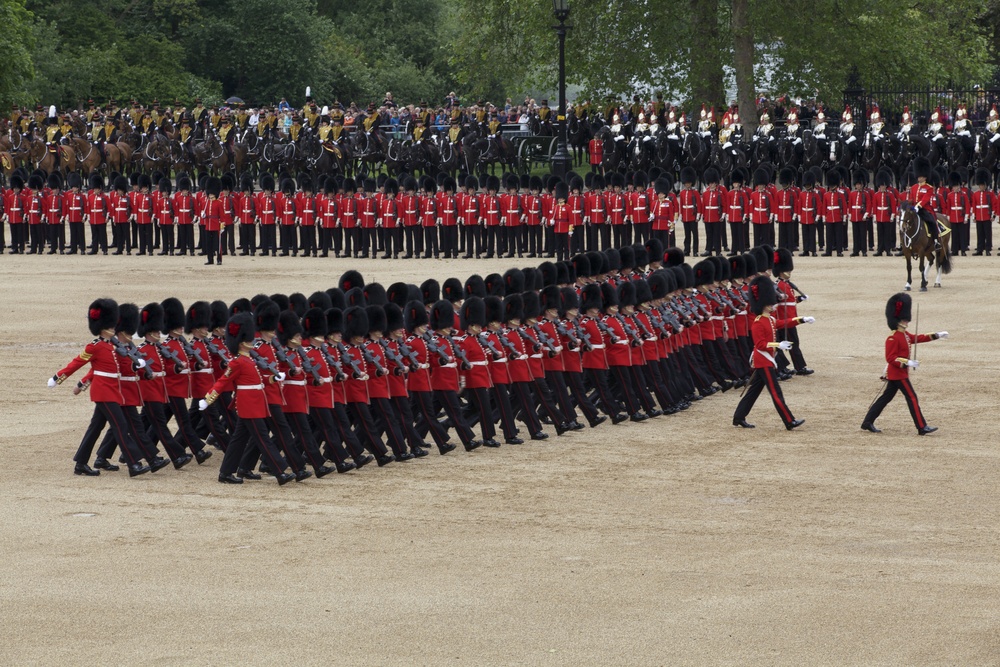 Commandant tours Westminster