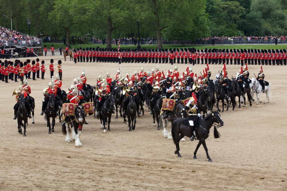 Commandant tours Westminster