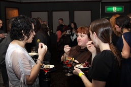 Sniff, sip, smile: Iwakuni enjoys wine