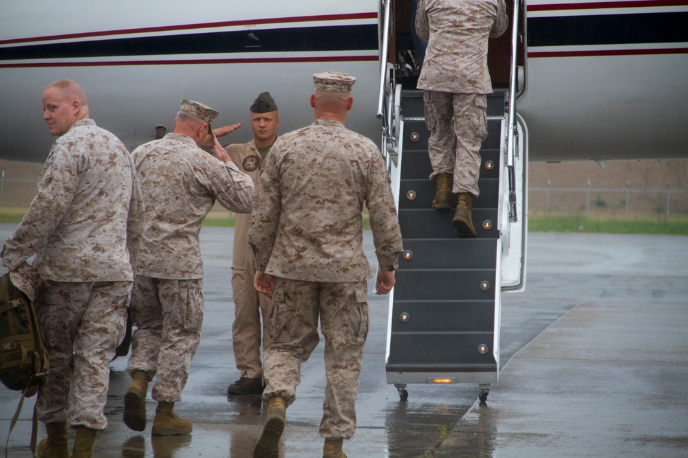 Commandant of the Marine Corps visit to Marine Corps Air Station Iwakuni