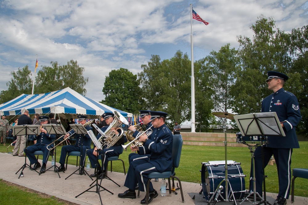 52nd Signal Battalion change of command