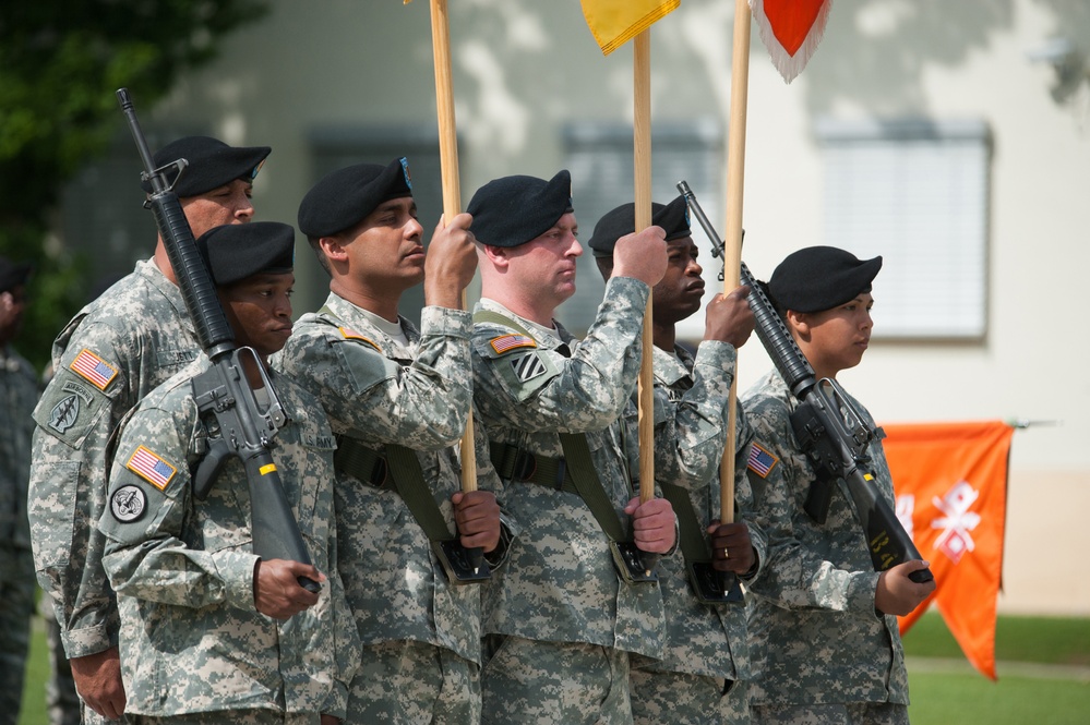 52nd Signal Battalion change of command