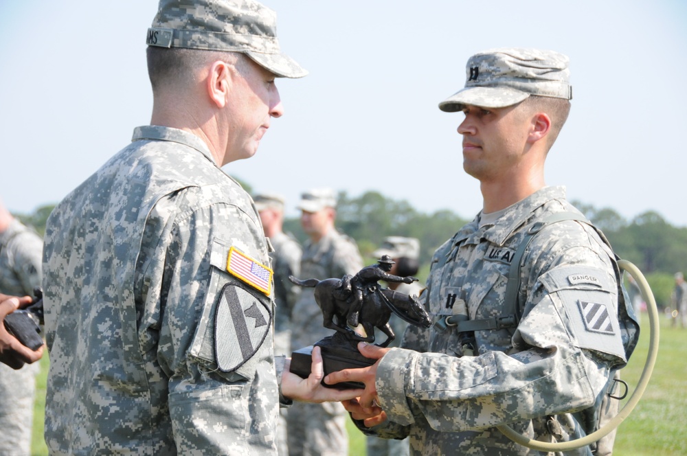 CG awards Vanguard units for excellence