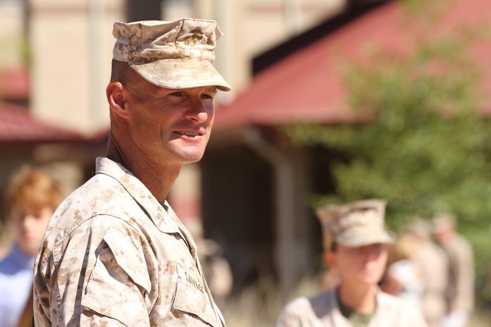 Headquarters Battalion welcomes new commanding officer